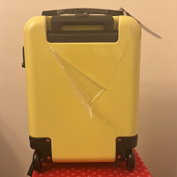 Sanrio Luggage - Picture 5 of 17